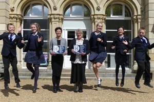 Dunottar School Students Celebrate A’ Level Success