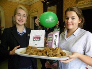 Dunottar PTA Raises over £200 for MacMillan Cancer Support