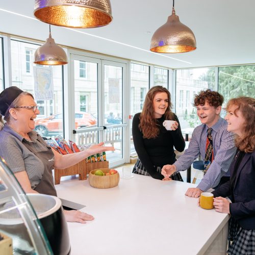 Students in a cafe