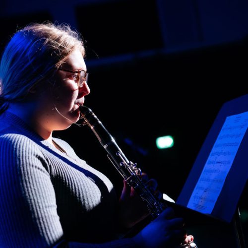 Woman playing the clarinet