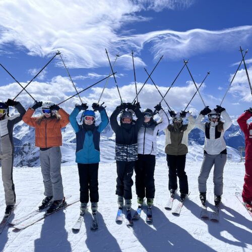 Group Shot Skiing